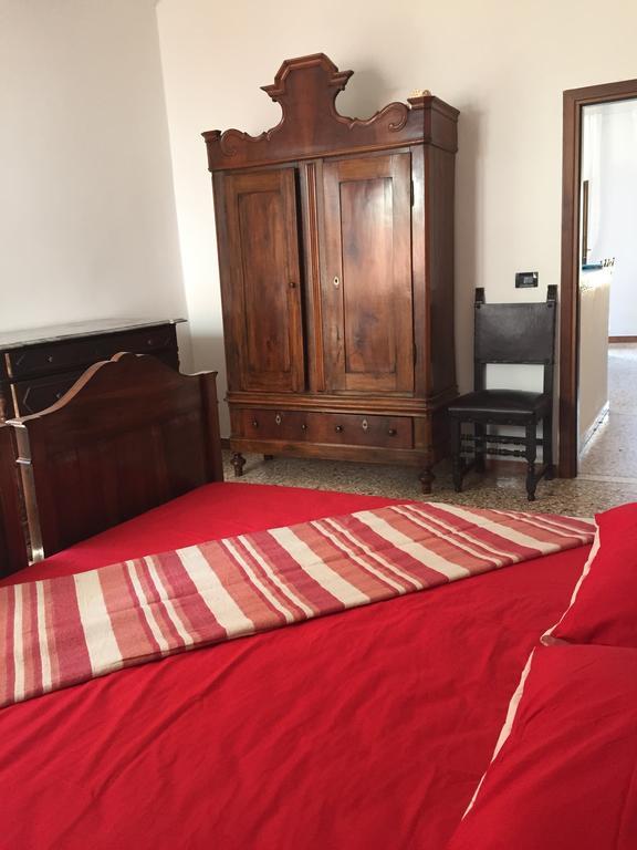 Homesweethome Венеція Номер фото